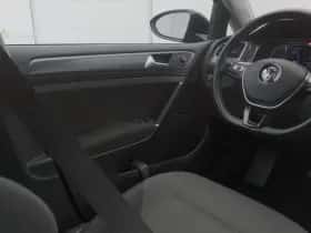 Volkswagen E-Golf (2019) thumbnail 12