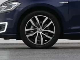Volkswagen E-Golf (2019) thumbnail 40
