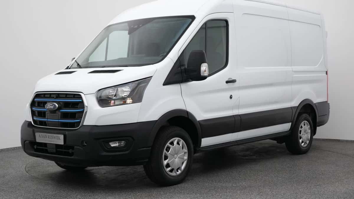 Ford E-Transit (2023) — foto 1
