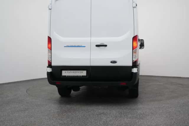 Ford E-Transit (2023) thumbnail 11