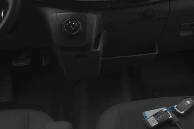 Ford E-Transit (2023) thumbnail 13