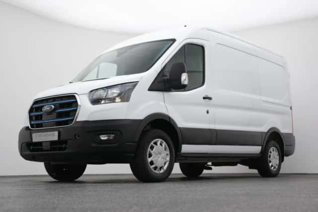 Ford E-Transit (2023) thumbnail 16