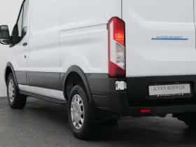 Ford E-Transit (2023) thumbnail 19