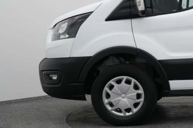 Ford E-Transit (2023) thumbnail 22