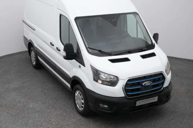 Ford E-Transit (2023) thumbnail 25