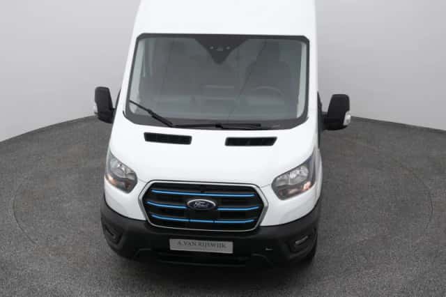 Ford E-Transit (2023) thumbnail 27