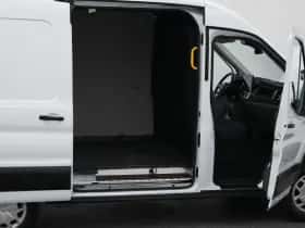 Ford E-Transit (2023) thumbnail 35