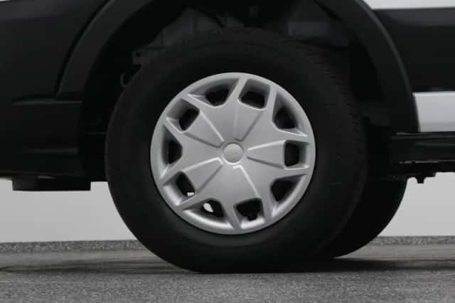 Ford E-Transit (2023) thumbnail 40