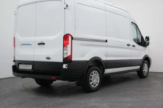 Ford E-Transit (2023) thumbnail 7