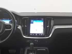 Volvo V60 (2021) thumbnail 9