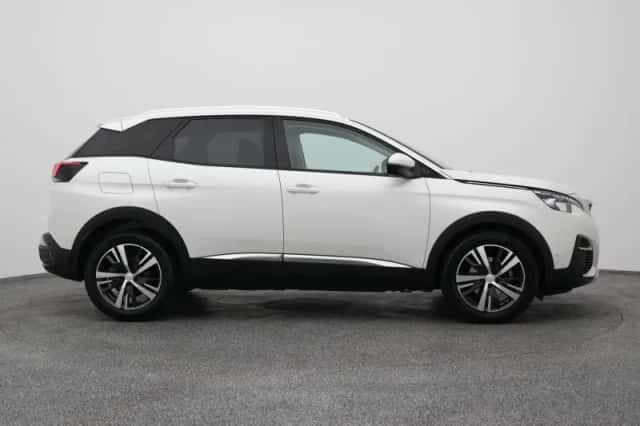 Peugeot 3008 (2020) thumbnail 14