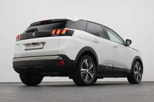 Peugeot 3008 (2020) thumbnail 16