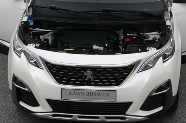 Peugeot 3008 (2020) thumbnail 31