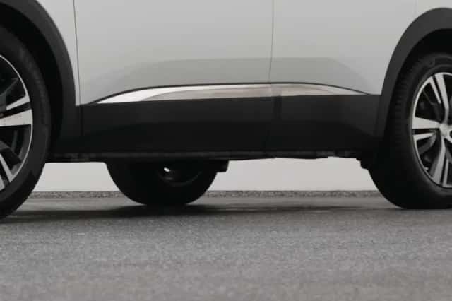 Peugeot 3008 (2020) thumbnail 37