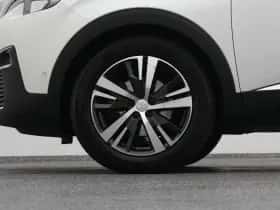 Peugeot 3008 (2020) thumbnail 39