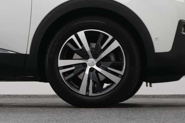 Peugeot 3008 (2020) thumbnail 42