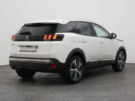 Peugeot 3008 (2020) thumbnail 6