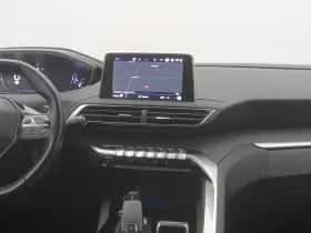 Peugeot 3008 (2020) thumbnail 8