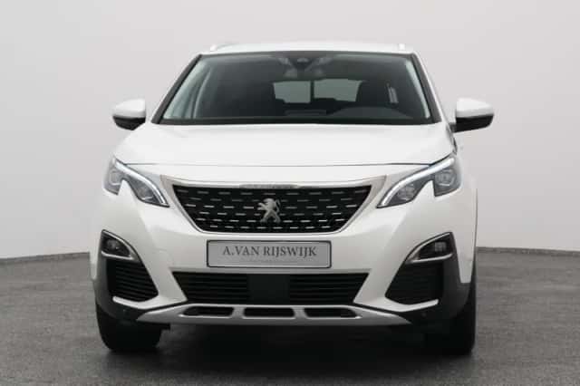 Peugeot 3008 (2020) thumbnail 9