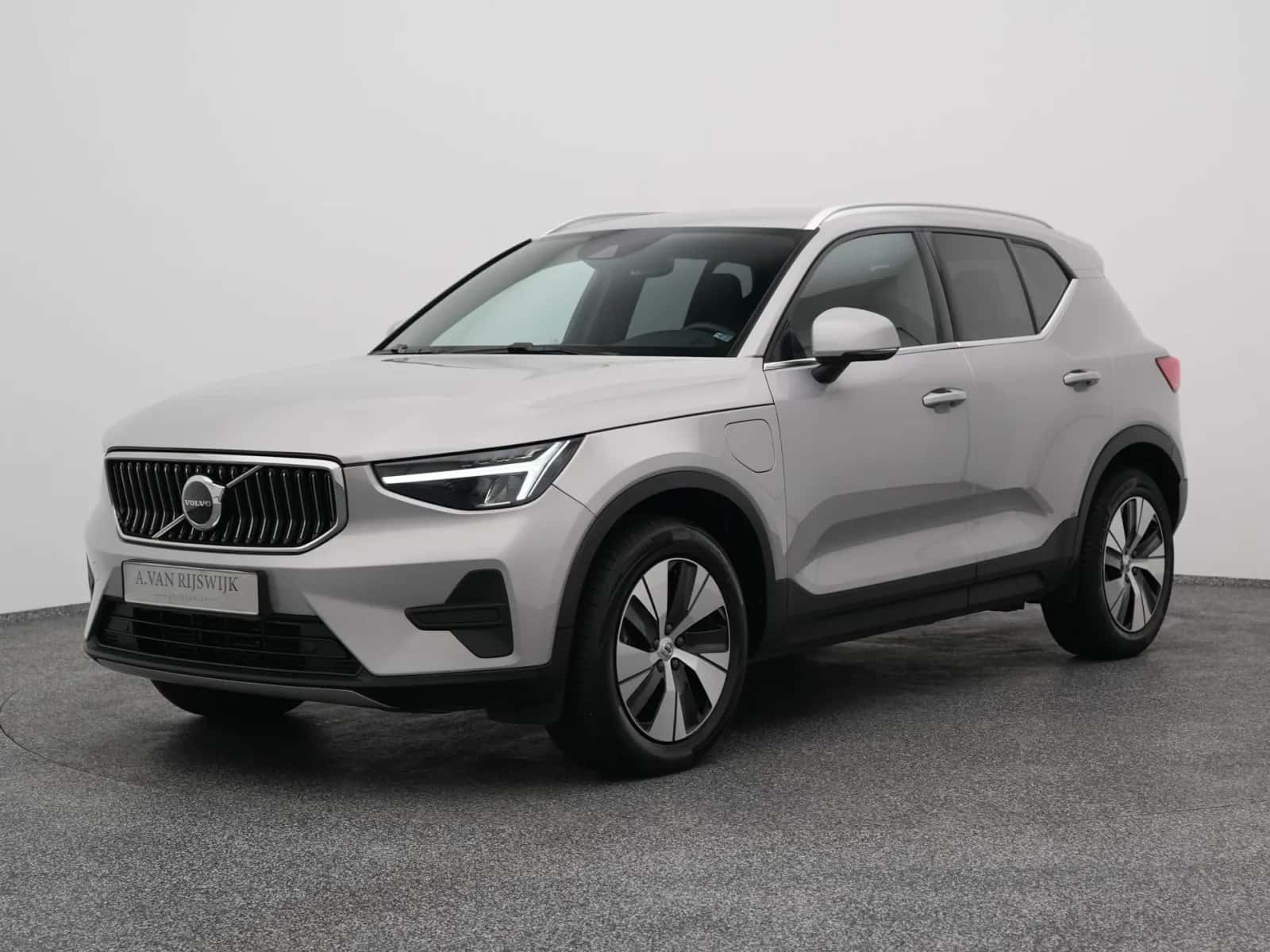 Volvo XC40 (2022) — foto 1