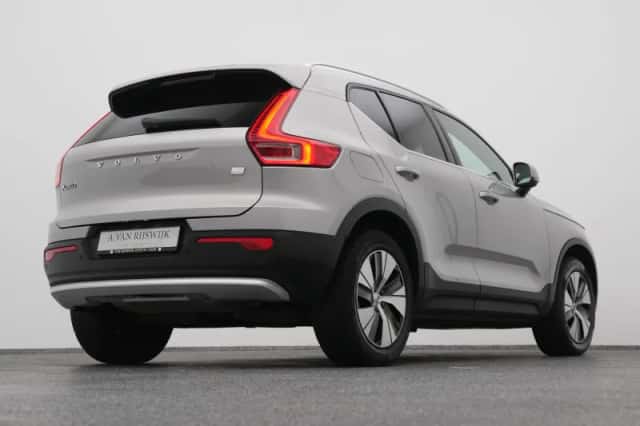 Volvo XC40 (2022) thumbnail 16