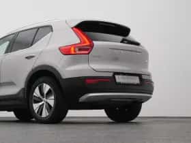 Volvo XC40 (2022) thumbnail 22