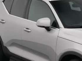Volvo XC40 (2022) thumbnail 23