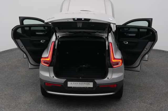 Volvo XC40 (2022) thumbnail 29