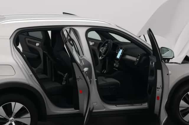 Volvo XC40 (2022) thumbnail 34