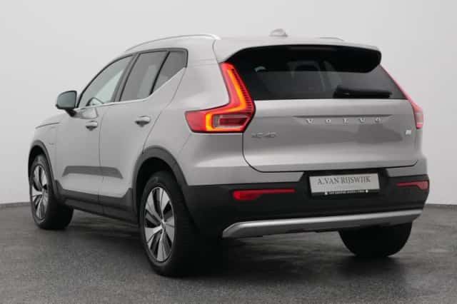 Volvo XC40 (2022) thumbnail 5
