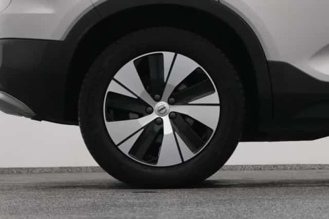 Volvo XC40 (2022) thumbnail 41