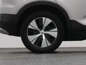 Volvo XC40 (2022) thumbnail 41