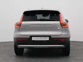 Volvo XC40 (2022) thumbnail 10