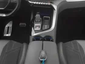 Peugeot 3008 (2021) thumbnail 12