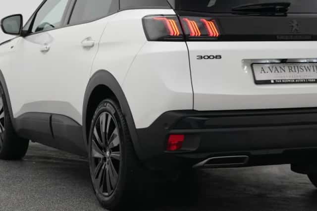 Peugeot 3008 (2021) thumbnail 18