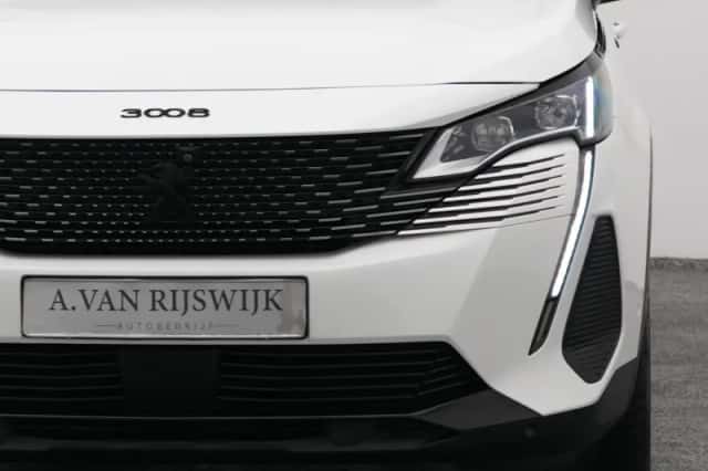 Peugeot 3008 (2021) thumbnail 19