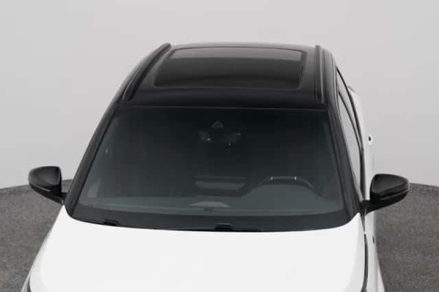 Peugeot 3008 (2021) thumbnail 32