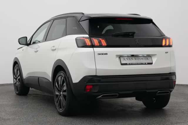 Peugeot 3008 (2021) thumbnail 5