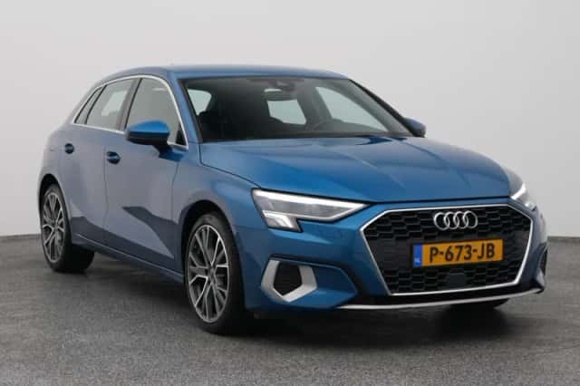 Audi A3 (2022) thumbnail 2