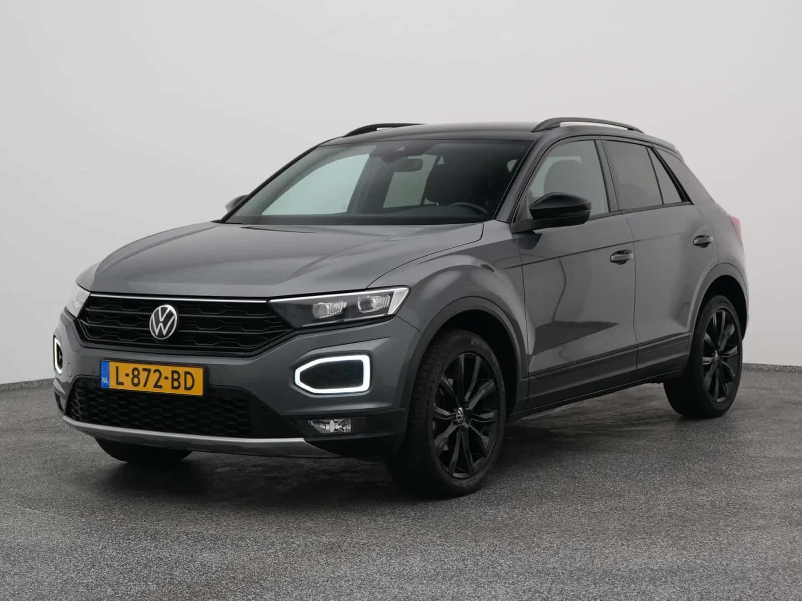 Volkswagen T-Roc (2021) — foto 1