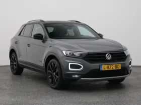 Volkswagen T-Roc (2021) thumbnail 2