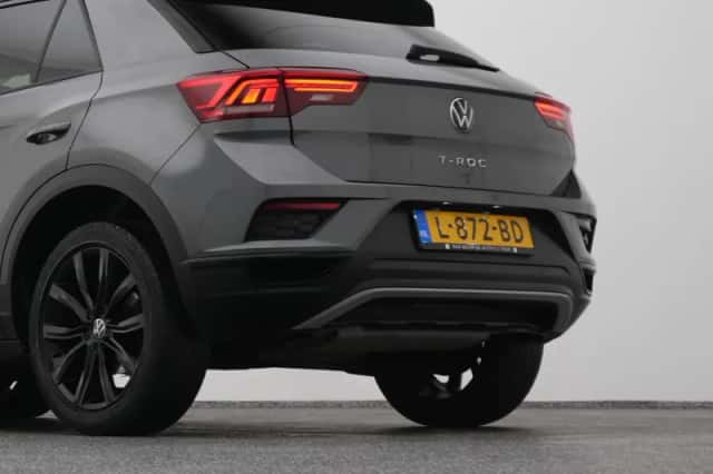 Volkswagen T-Roc (2021) thumbnail 22