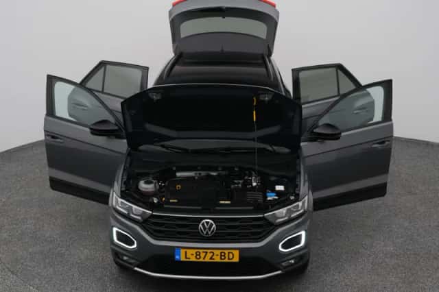 Volkswagen T-Roc (2021) thumbnail 27