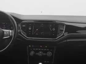 Volkswagen T-Roc (2021) thumbnail 8