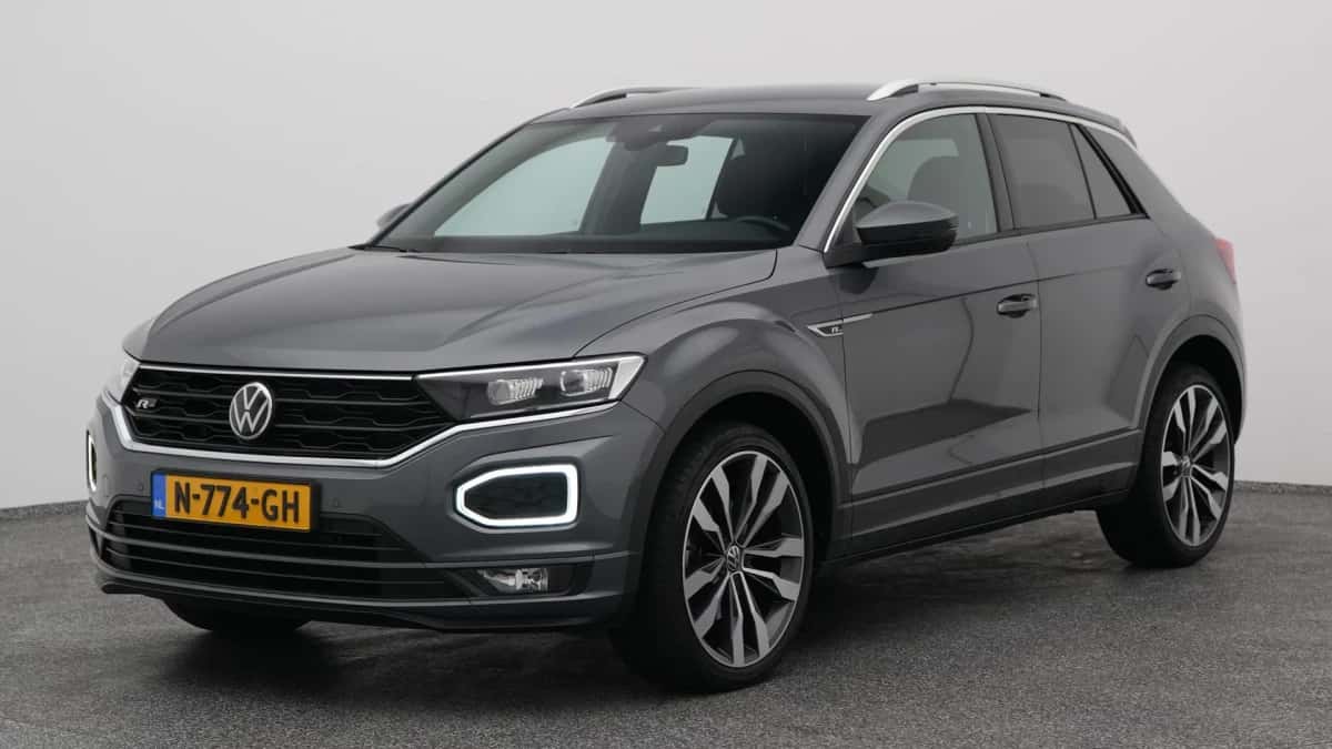 Volkswagen T-Roc (2021) — foto 1
