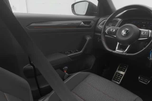 Volkswagen T-Roc (2021) thumbnail 11