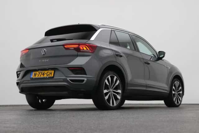 Volkswagen T-Roc (2021) thumbnail 16