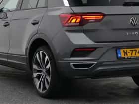 Volkswagen T-Roc (2021) thumbnail 18