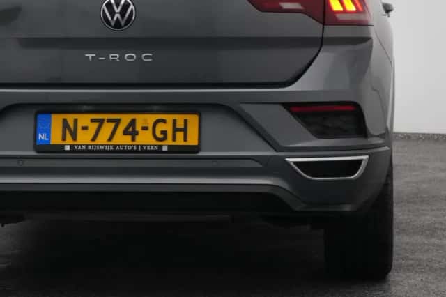 Volkswagen T-Roc (2021) thumbnail 20
