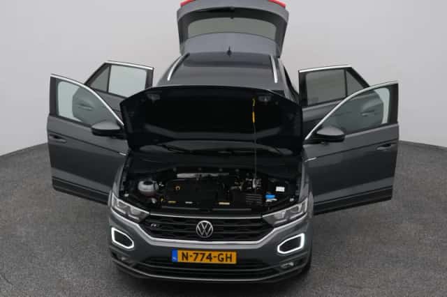 Volkswagen T-Roc (2021) thumbnail 27
